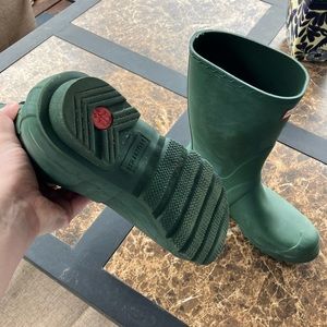 Green Hunter Rain Boots Women’s Size 8 Wellies British Cute Forest Rubber